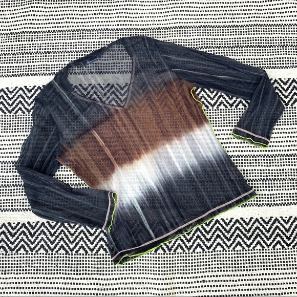 Y2K Verse Mesh Long Sleeve size M (EU 40) - Picture 3 of 3